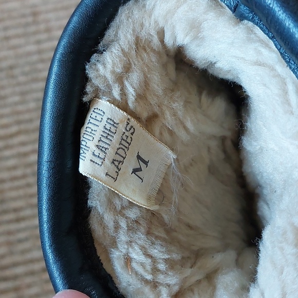 Vintage Leather Fur Lined Mittens - Picture 7 of 8